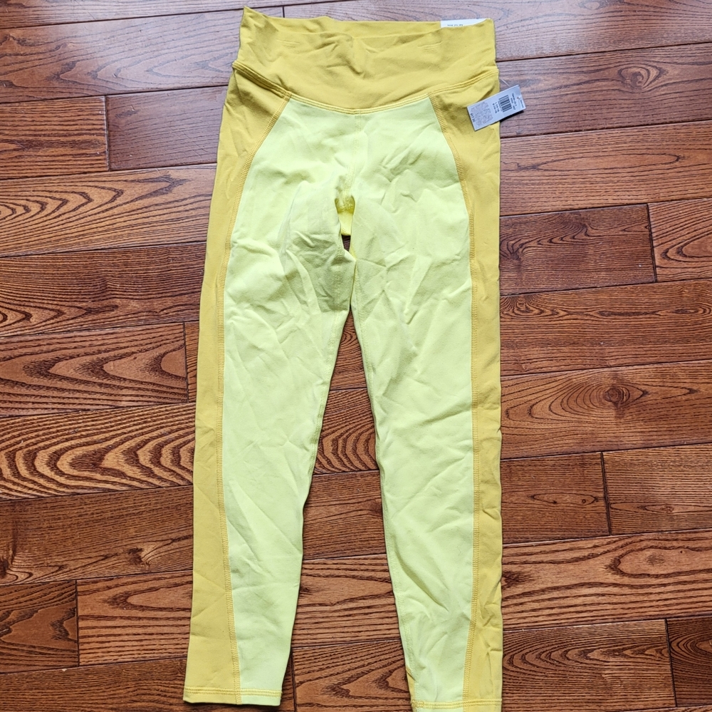 NWT Leggings